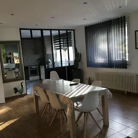 Duplex De 4 * Vénissieux