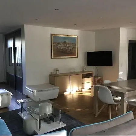 Apartment Duplex De 4 *